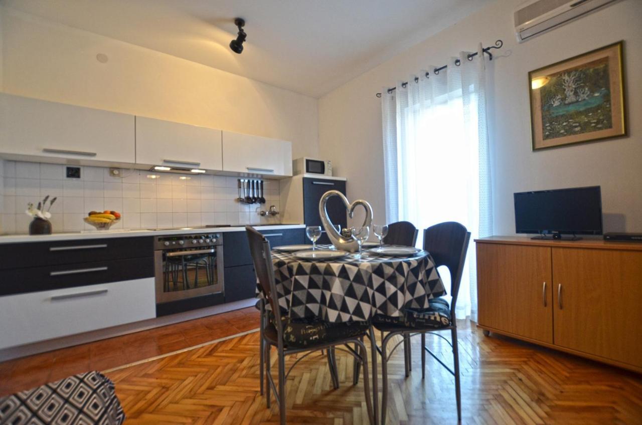 Galant Apartments Rovinj Luaran gambar